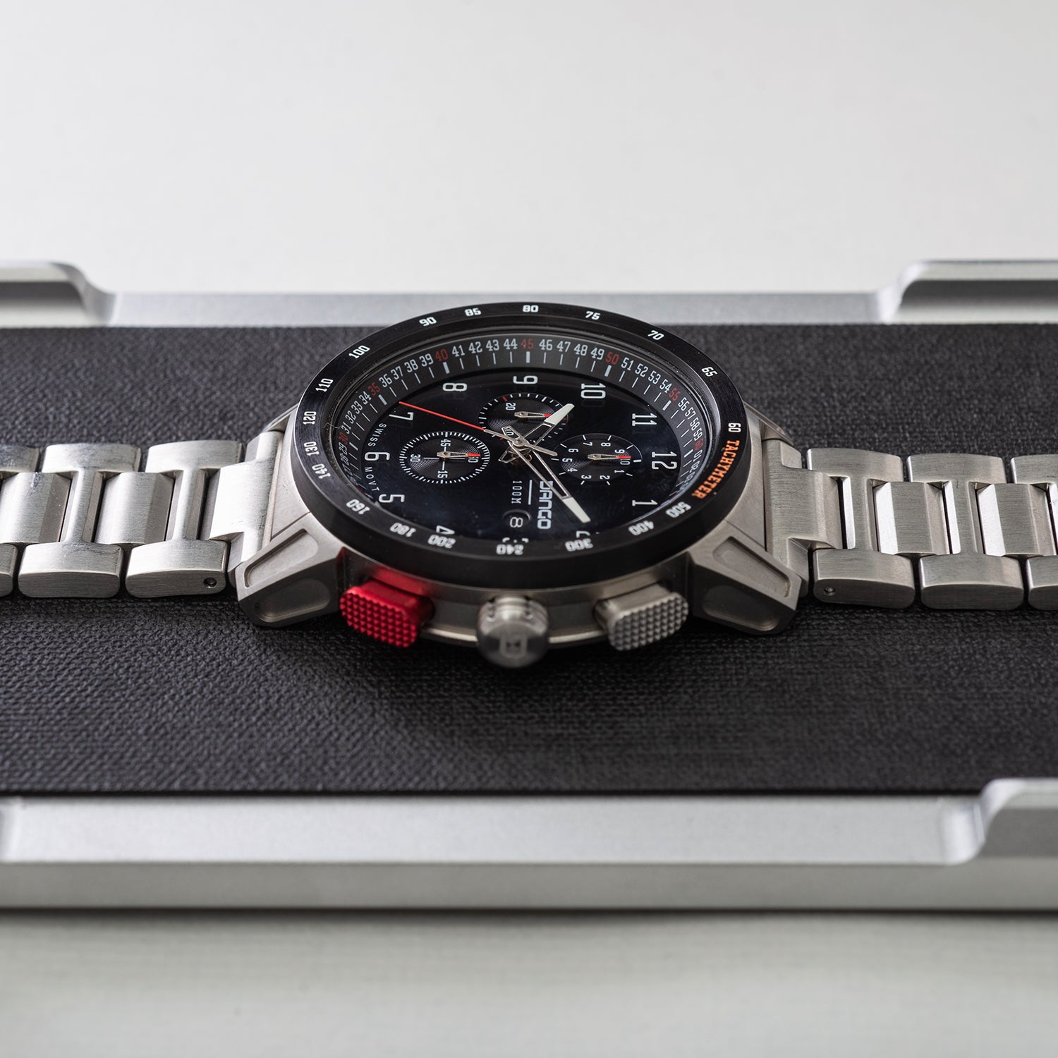 CR-01 - Chrono Watch with Metal Bracelet